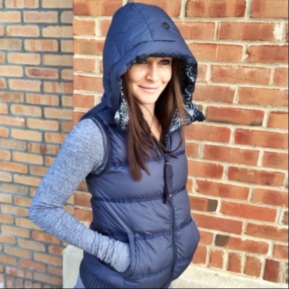 lululemon athletica Jackets & Blazers - LikeNEW*Lululemon | Chilly Chill Puffy Vest